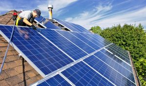 Service d'installation de photovoltaïque et tuiles photovoltaïques à Beaumont-en-Veron